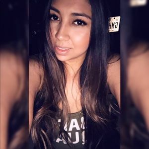 Meet your Posher, Karina